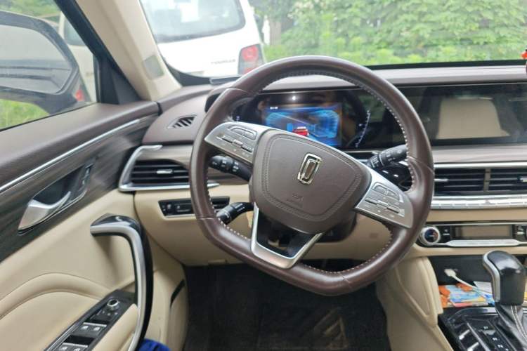 Used Bestune T77 2019 230 TID Automatic Luxury Version National V Steering Wheel