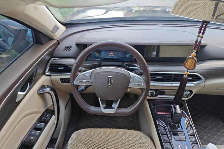 Used Bestune T77 2019 230 TID Automatic Prestige Version China V Emission Standard Steering Wheel
