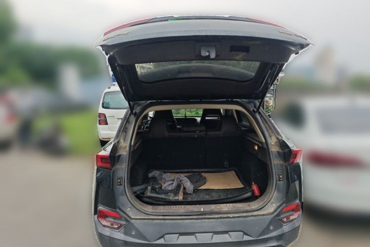 Used Bestune T77 2019 230 TID Automatic Luxury Version National V Trunk