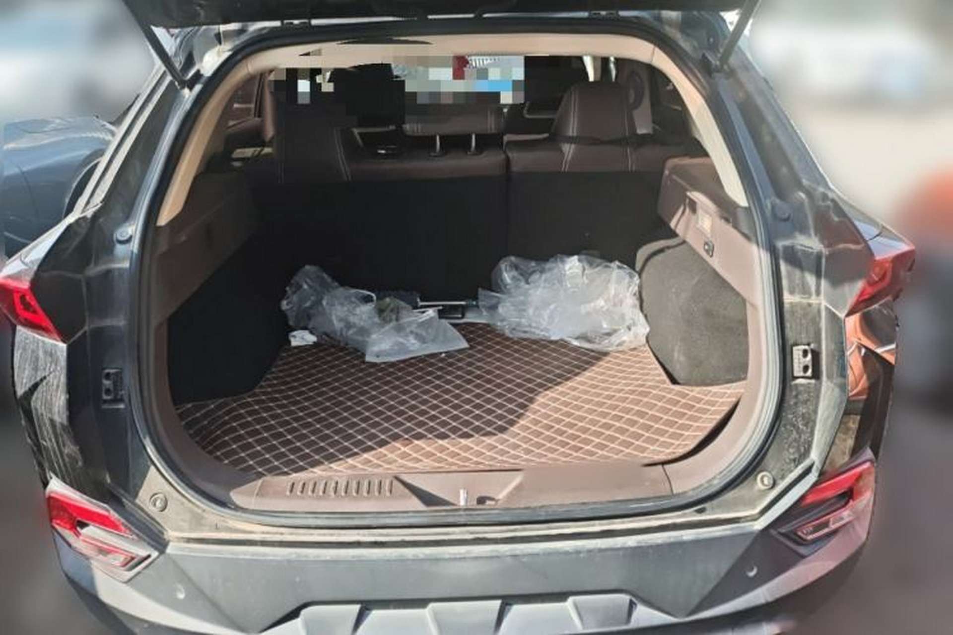 Used Bestune T77 2019 230 TID Automatic Luxury Version National V Trunk
