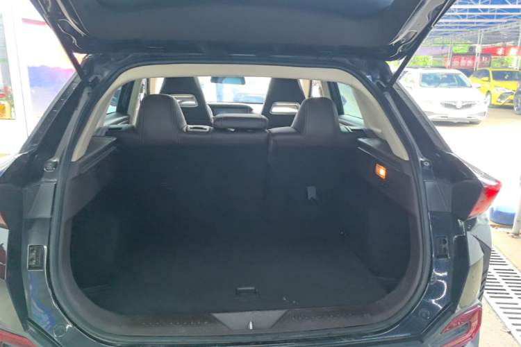 Used Bestune T77 2019 230 TID Automatic Prestige Version China VI Emission Standard Trunk