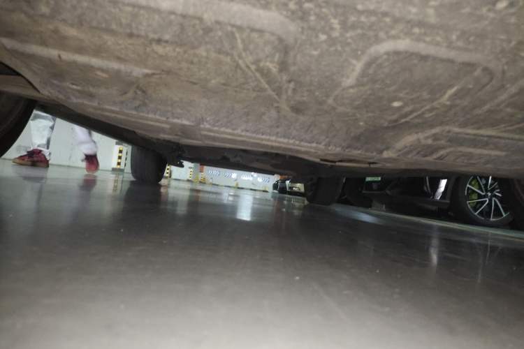 Used Bestune T77 2019 230 TID Automatic Prestige Version China VI Emission Standard Chassis Front