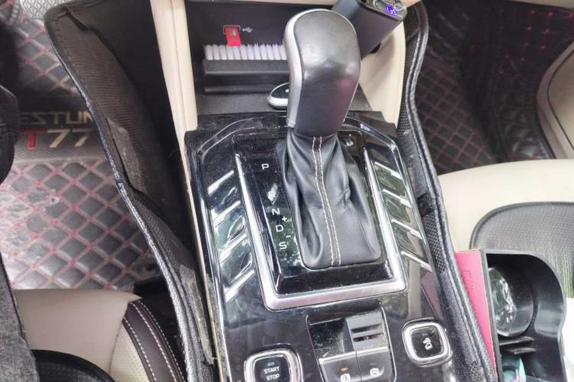 Used Bestune T77 2019 230 TID Automatic Prestige Version China V Emission Standard Gear Lever