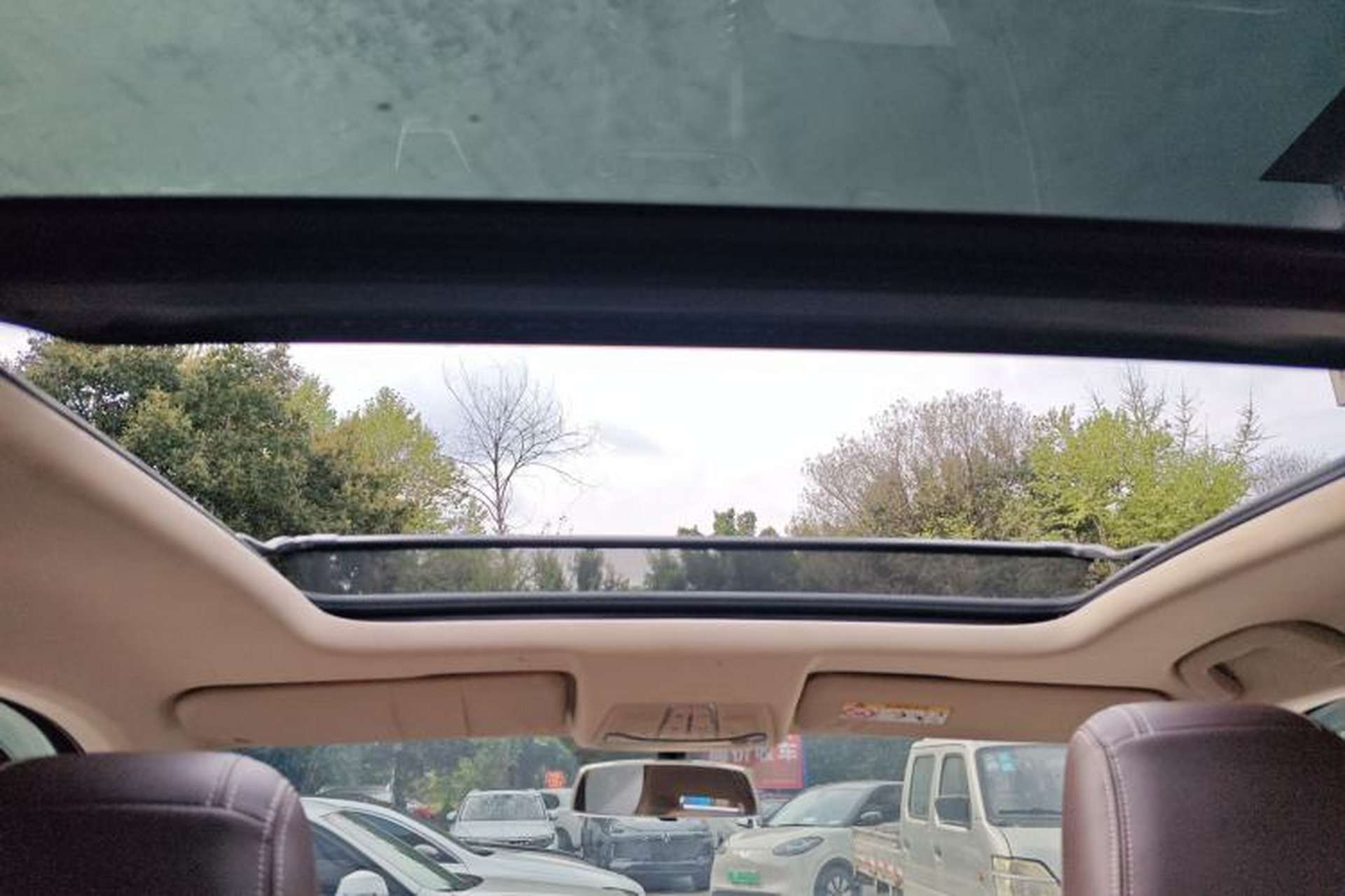 Used Bestune T77 2019 230 TID Automatic Luxury Version China VI Emission Standard Headliner