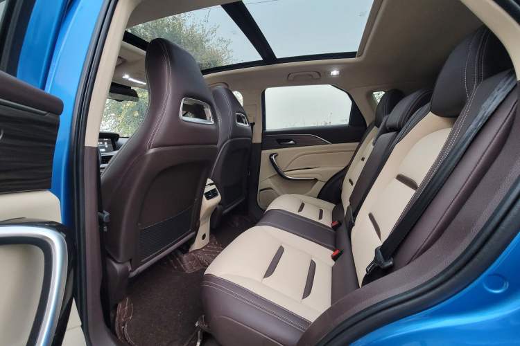 Used Bestune T77 2019 230 TID Automatic Prestige Version China V Interior 2