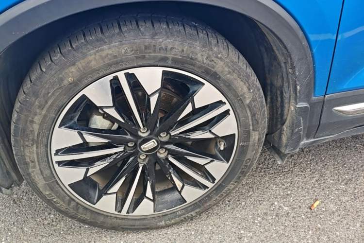Used Bestune T77 2019 230 TID Automatic Luxury Version China VI Emission Standard Left Front Wheel Hub