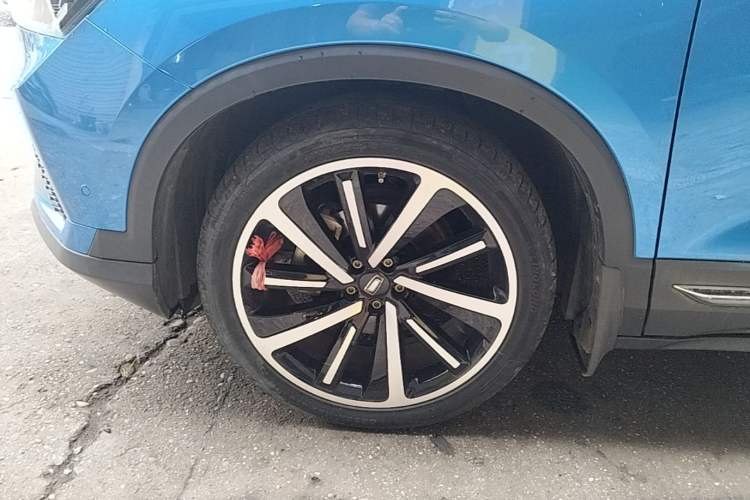 Used Bestune T77 2019 230 TID Automatic Prestige Version China VI Left Front Wheel Hub