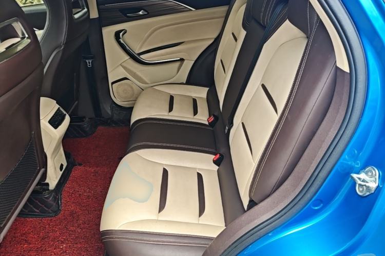 Used Bestune T77 2019 230 TID Automatic Luxury Version China VI Emission Standard Left Rear Seat