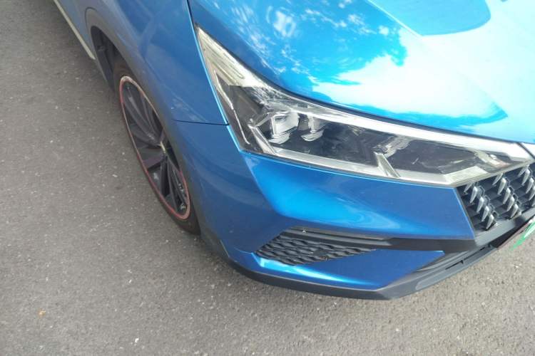 Used Bestune T77 2019 230 TID Automatic Prestige Version China V Emission Standard Right Front Headlight