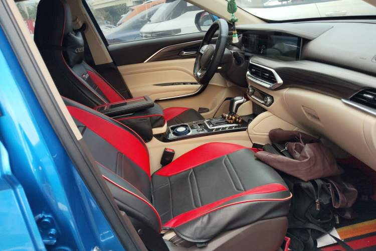 Used Bestune T77 2019 230 TID Automatic Luxury Version China VI Emission Standard Right Front Seat