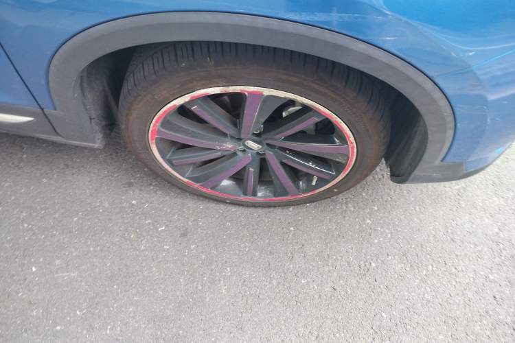 Used Bestune T77 2019 230 TID Automatic Prestige Version China V Emission Standard Right Front Wheel Hub