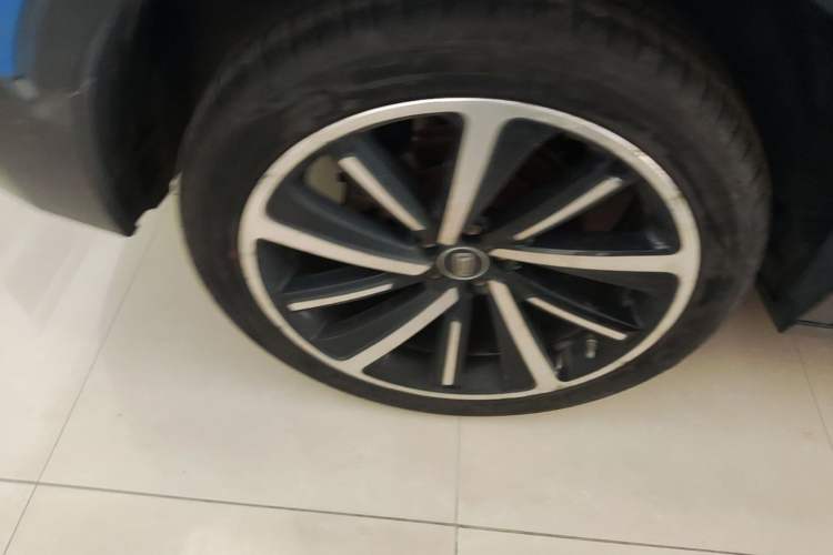 Used Bestune T77 2019 230 TID Automatic Prestige Version China V Right Rear Wheel Hub