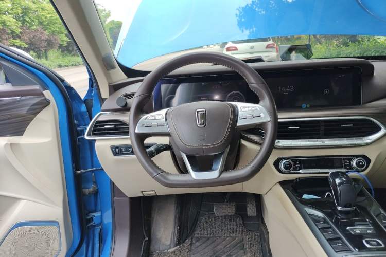 Used Bestune T77 2019 230 TID Automatic Prestige Version China V Steering Wheel