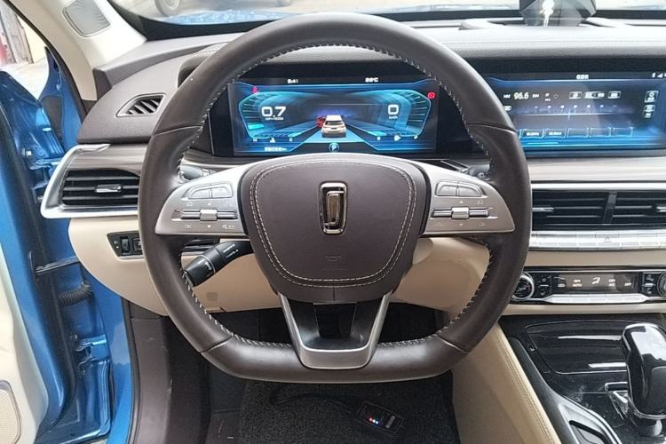 Used Bestune T77 2019 230 TID Automatic Prestige Version China VI Steering Wheel