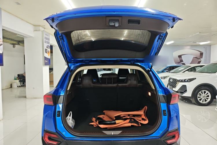 Used Bestune T77 2019 230 TID Automatic Prestige Version China VI Emission Standard Trunk