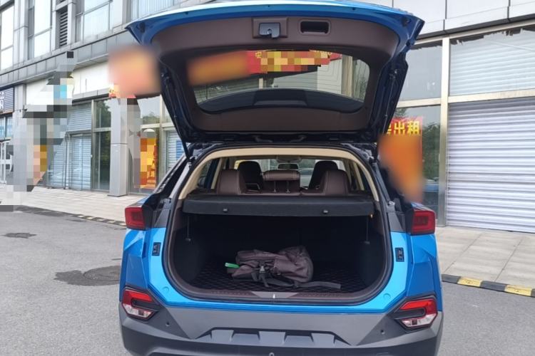 Used Bestune T77 2019 Facelift 230 TID Automatic Luxury Version China V Emission Standard Trunk