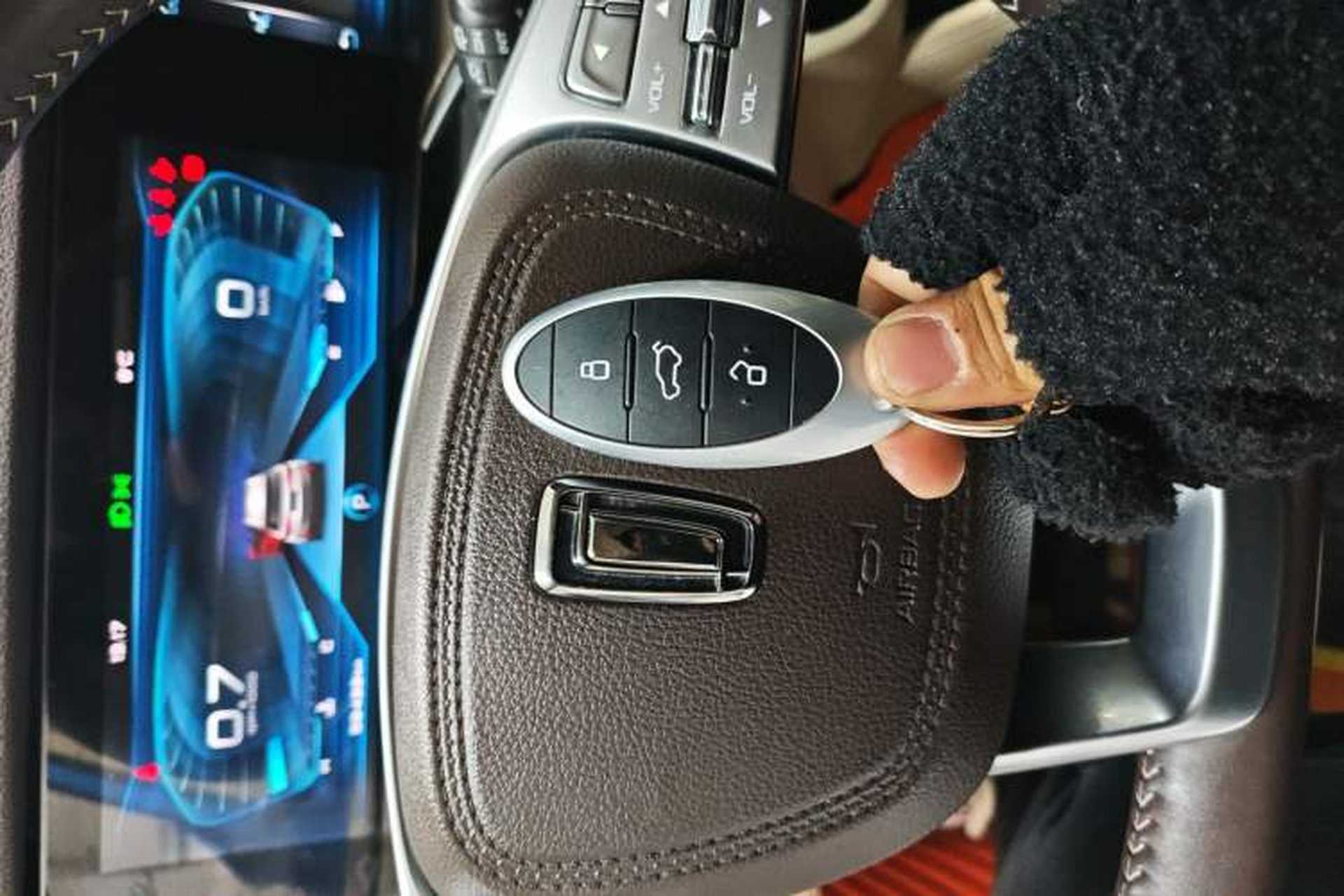 Used Bestune T77 2019 230 TID Automatic Prestige Version China VI Emission Standard Vehicle Key