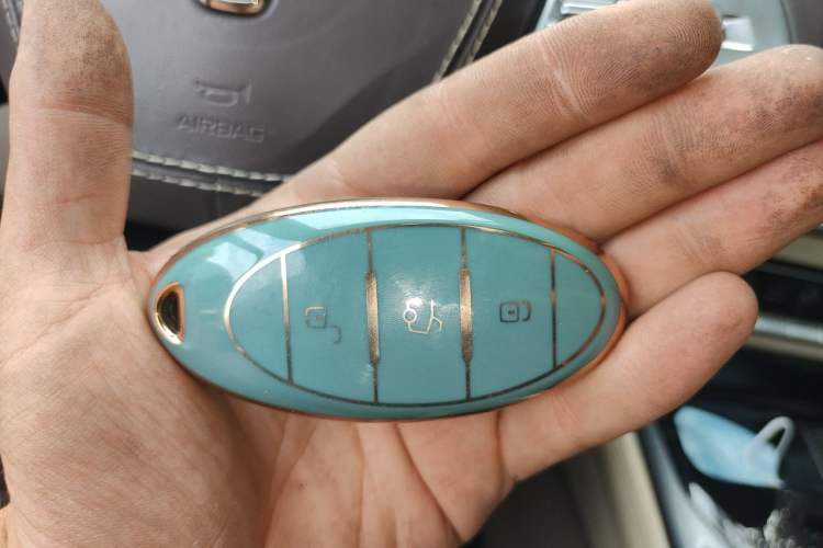 Used Bestune T77 2019 230 TID Automatic Prestige Version China V Vehicle Key