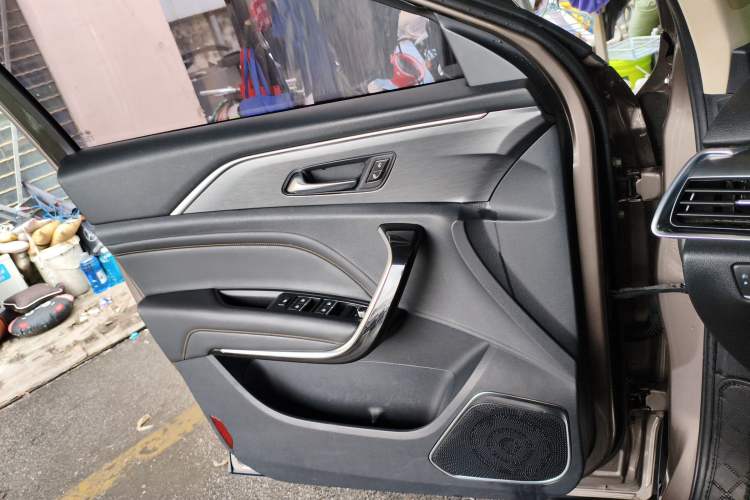 Used Bestune T77 2019 230 TID Automatic Luxury Version National V Interior 7