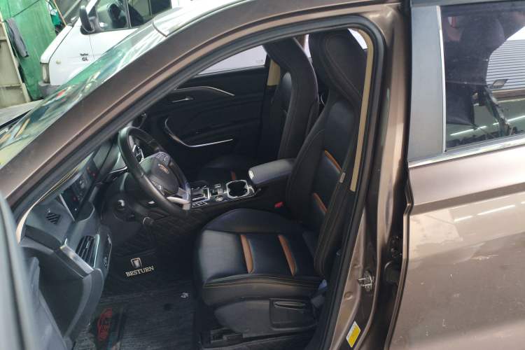 Used Bestune T77 2019 230 TID Automatic Luxury Version National V Left Front Seat
