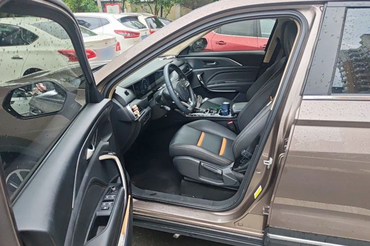 Used Bestune T77 2019 230 TID Automatic Luxury Version China VI Emission Standard Driver Seat