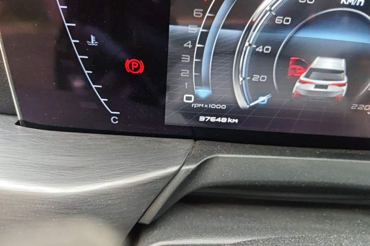 Used Bestune T77 2019 230 TID Automatic Luxury Version China VI Emission Standard Odometer Close Up