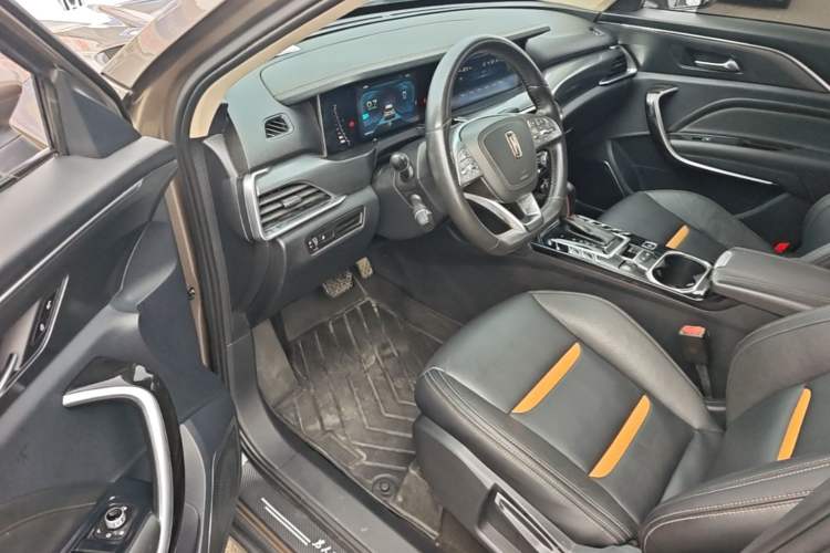 Used Bestune T77 2019 Facelift 230 TID Automatic Luxury Version China VI Emission Standard Driver Seat