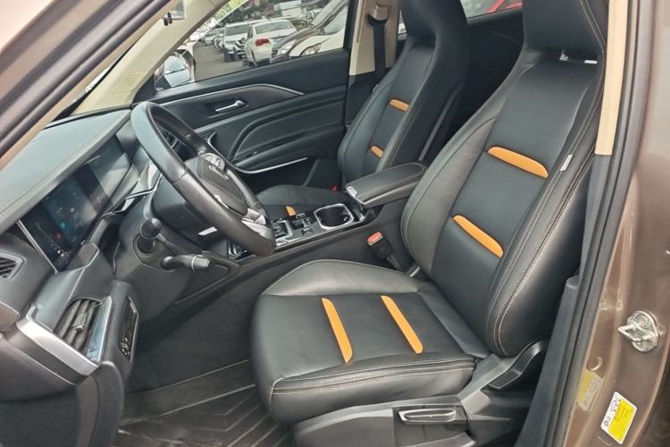 Used Bestune T77 2019 Facelift 230 TID Automatic Luxury Version China VI Emission Standard Left Front Seat