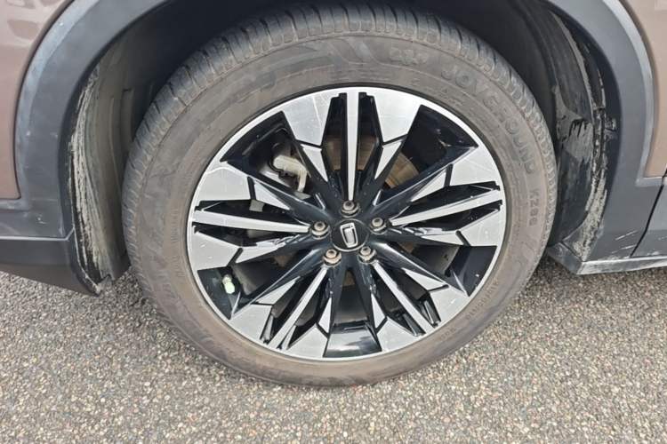 Used Bestune T77 2019 Facelift 230 TID Automatic Luxury Version China VI Emission Standard Left Front Wheel Hub
