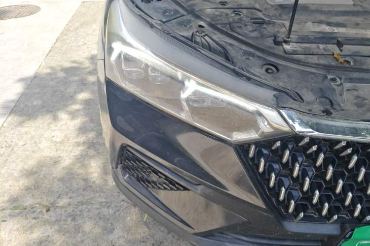 Used Bestune T77 2019 230 TID Automatic Prestige Version China V Right Front Headlight