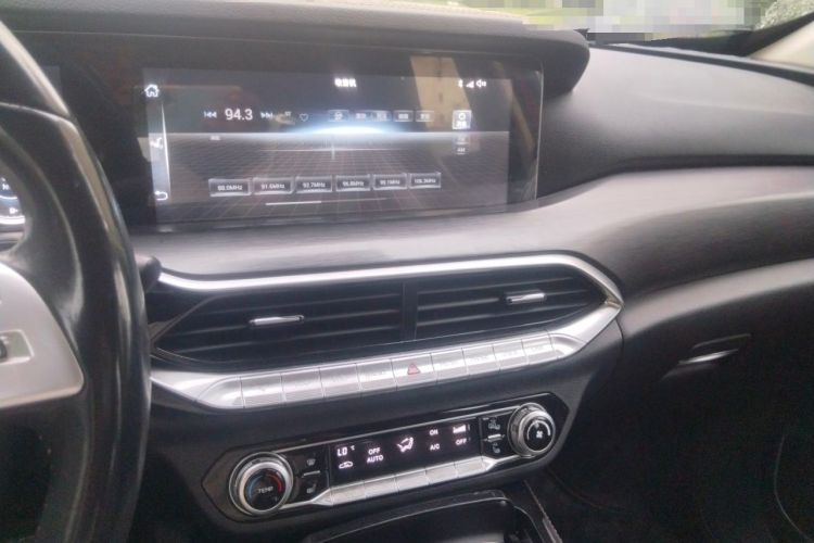 Used Bestune T77 2019 230 TID Automatic Prestige Version China V Audio And AC Panel