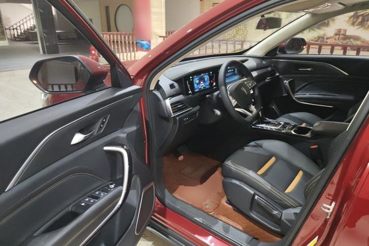 Used Bestune T77 2019 230 TID Automatic Luxury Version National V Driver Seat