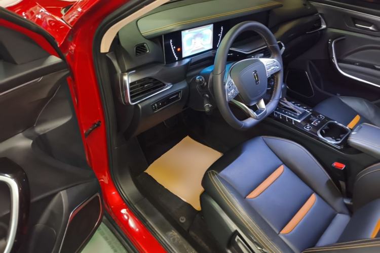 Used Bestune T77 2019 230 TID Automatic Luxury Version China VI Emission Standard Driver Seat