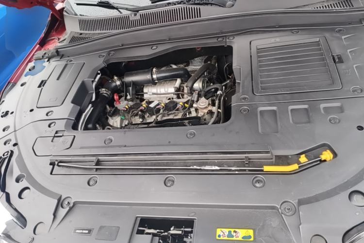 Used Bestune T77 2019 230 TID Automatic Luxury Version China VI Emission Standard Engine Bay