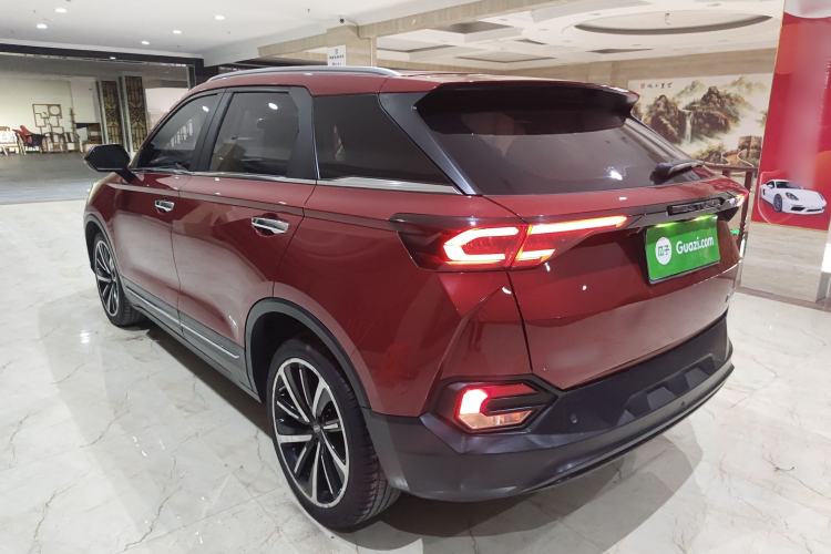 Used Bestune T77 2019 230 TID Automatic Luxury Version National V Exterior 2