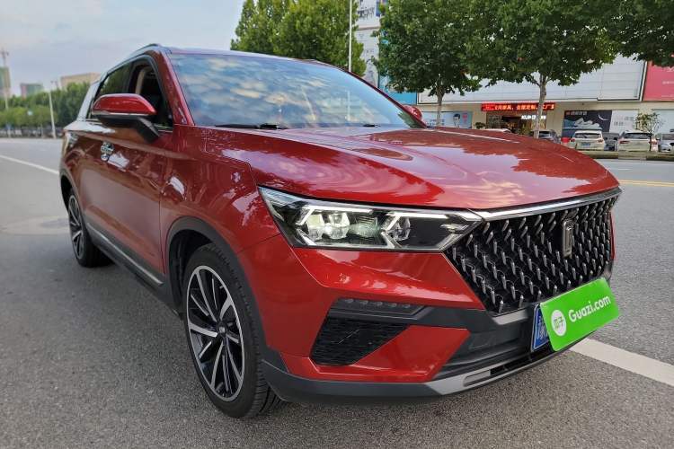 Used Bestune T77 2019 230 TID Automatic Prestige Version China V Emission Standard Front Right 45 Deg