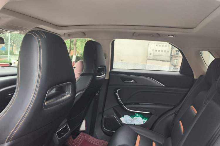 Used Bestune T77 2019 230 TID Automatic Luxury Version National V Headliner