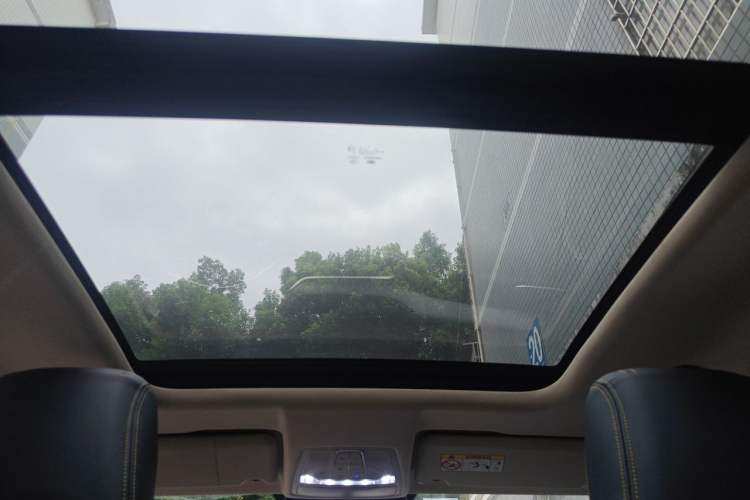 Used Bestune T77 2019 230 TID Automatic Prestige Version China V Emission Standard Headliner