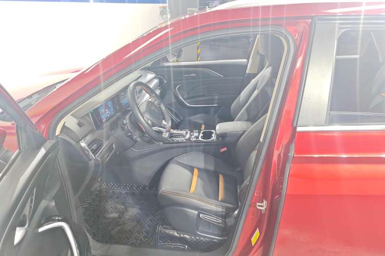 Used Bestune T77 2019 Facelift 230 TID Automatic Luxury Version China V Emission Standard Left Front Seat