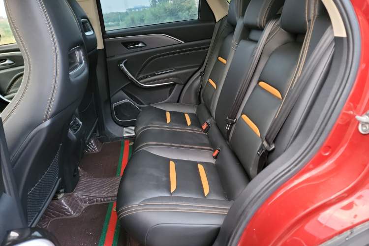 Used Bestune T77 2019 230 TID Automatic Prestige Version China V Emission Standard Left Rear Seat