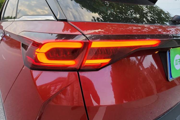 Used Bestune T77 2019 230 TID Automatic Prestige Version China V Emission Standard Left Rear Taillight