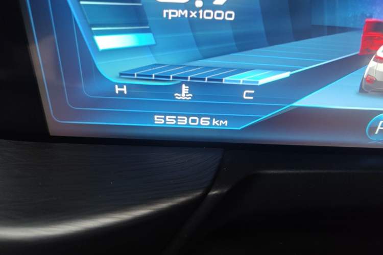 Used Bestune T77 2019 230 TID Automatic Prestige Version China V Emission Standard Odometer Close Up