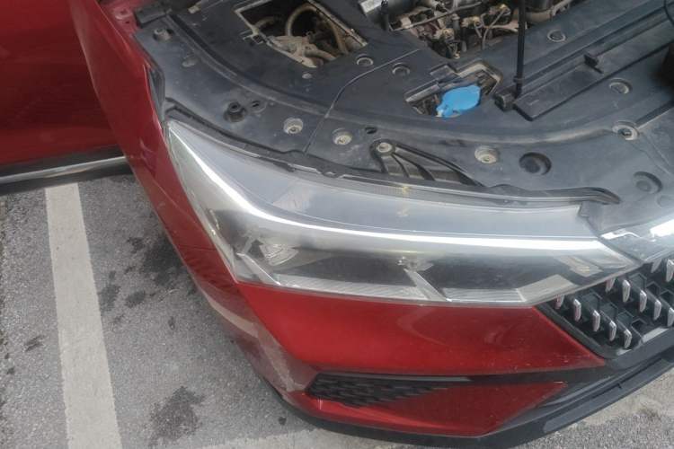 Used Bestune T77 2019 230 TID Automatic Prestige Version China V Emission Standard Right Front Headlight