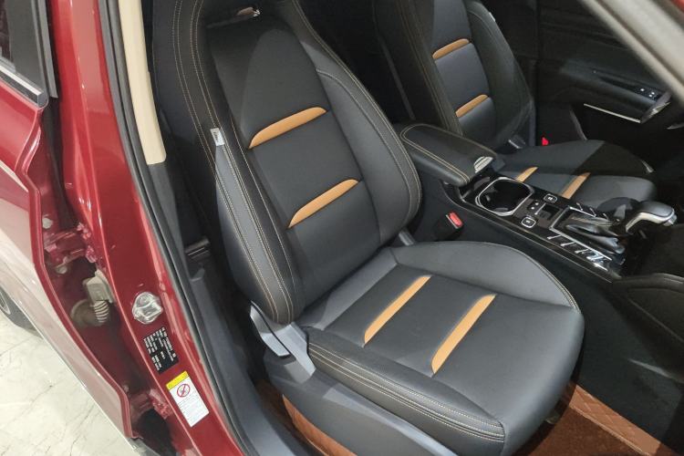 Used Bestune T77 2019 230 TID Automatic Luxury Version National V Right Front Seat