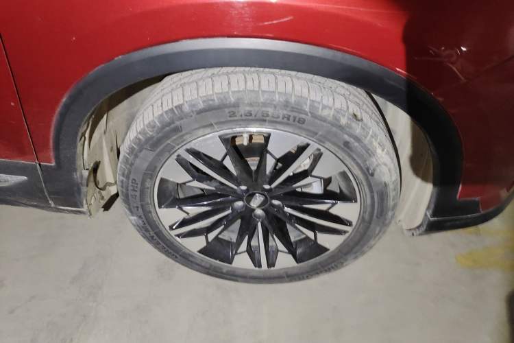 Used Bestune T77 2019 230 TID Automatic Luxury Version National V Right Front Wheel Hub