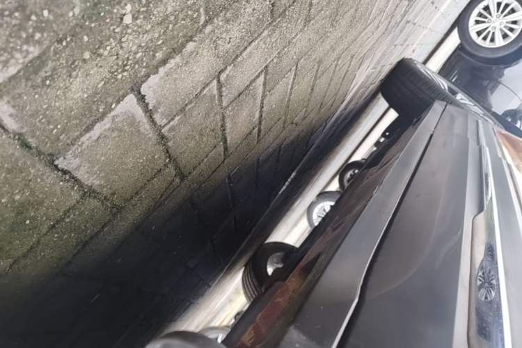 Used Bestune T77 2019 230 TID Automatic Luxury Version China VI Emission Standard Right Side Sill