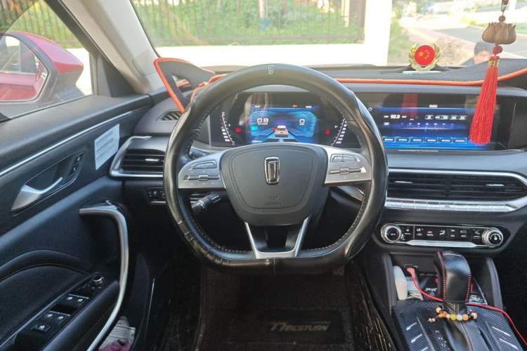 Used Bestune T77 2019 230 TID Automatic Luxury Version China VI Emission Standard Steering Wheel
