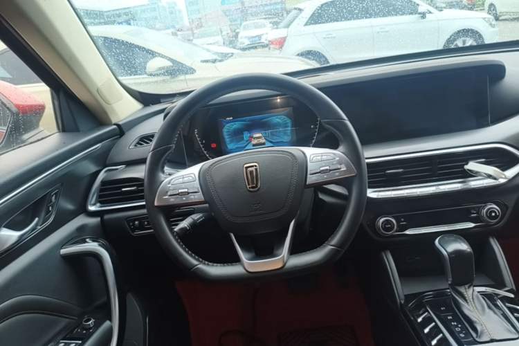 Used Bestune T77 2019 230 TID Automatic Luxury Version China VI Emission Standard Steering Wheel