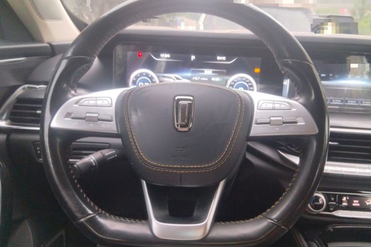 Used Bestune T77 2019 230 TID Automatic Prestige Version China V Steering Wheel