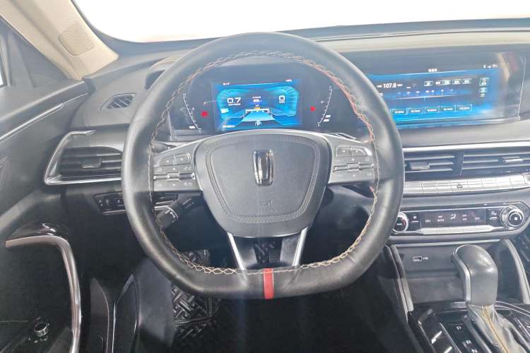 Used Bestune T77 2019 Facelift 230 TID Automatic Luxury Version China V Emission Standard Steering Wheel